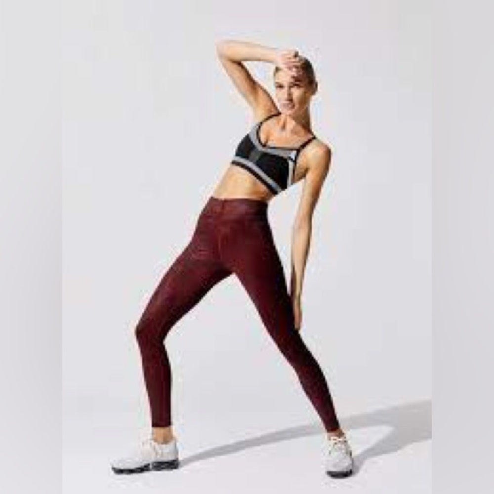 Nike sportswear women’s leggings size small